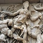 Il regno della bellezza #3 – l’altare di Pergamo Il regno della bellezza #3 - l'altare di Pergamo
